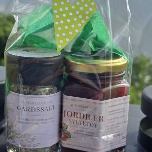 Liten gavepakke med lokalmat fra Ål Markedshage